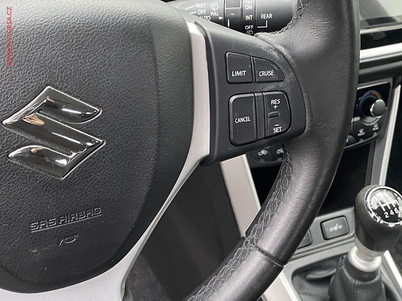 Suzuki S-Cross (2018) 1.4 BJet, Comfort, kamera - fotka 13 z 17