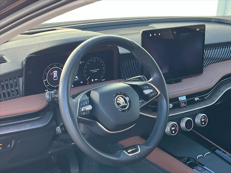 Škoda Superb 2,0 TDi 142kW 7DSG 4x4 L&K  IV - fotka 10 z 35