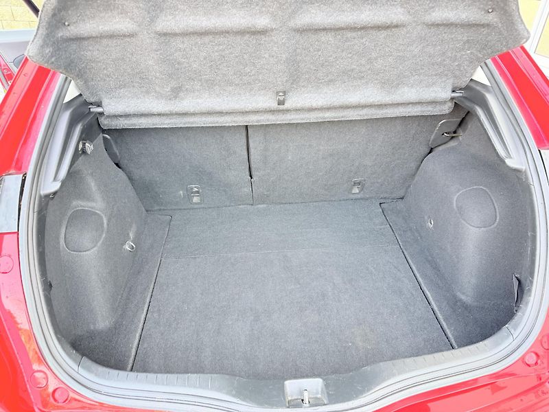 Honda Civic 1.4 Comfort - fotka 19 z 20