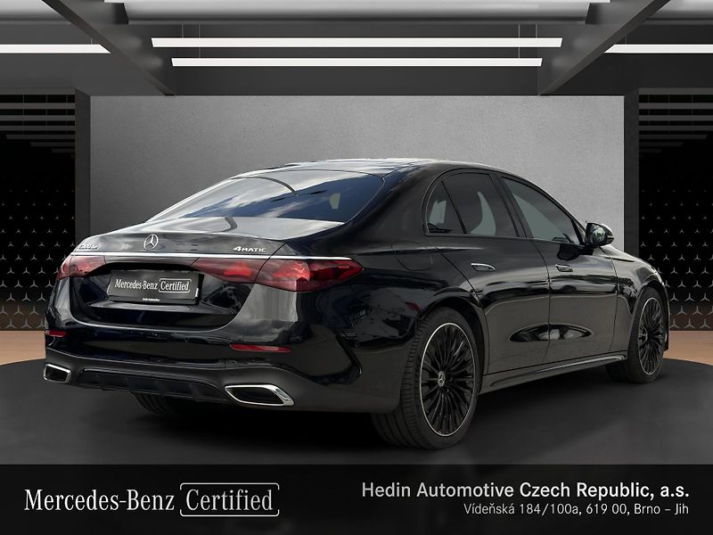 Mercedes-Benz Třídy E E 300 de 4M AMG - fotka 5 z 28