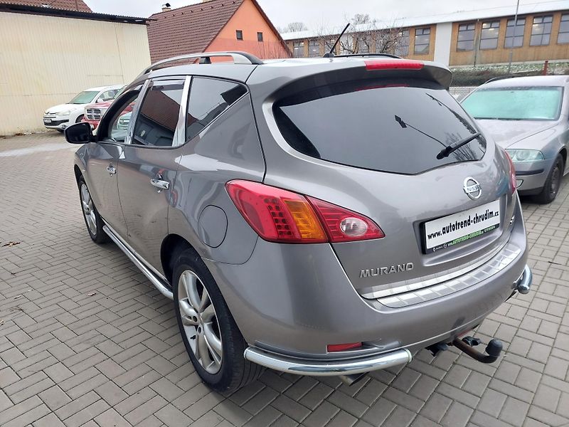 Nissan Murano (2011) II. Tekna dCi 190 4x4 - fotka 9 z 40