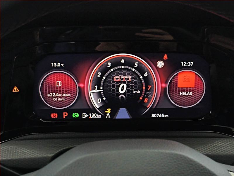 Volkswagen Golf (2021) 2.0 GTI - fotka 11 z 21