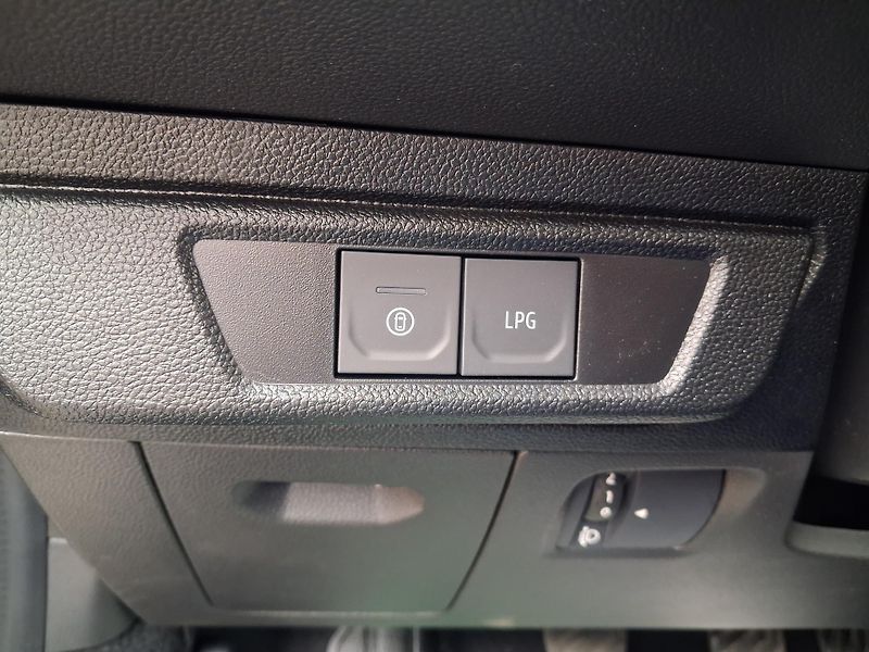 Dacia Sandero (2026) Stepway Expression Eco-G 120 - fotka 10 z 30