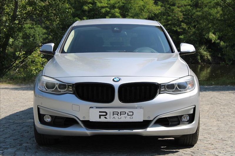 BMW Řada 3 320i GT / xDrive / HUD / 360° - fotka 8 z 49