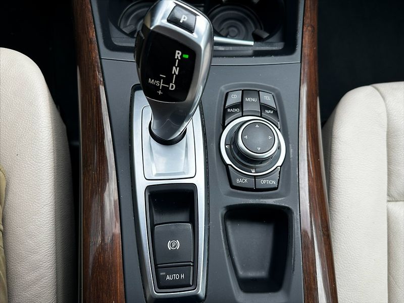 BMW X5 3,0 D 180kW xDrive - fotka 27 z 36
