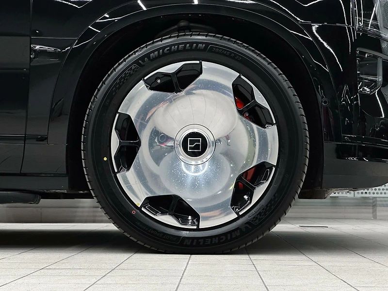 ZEEKR 9X (2026) Ultra 70kWh*1030kW*4WD - fotka 7 z 21