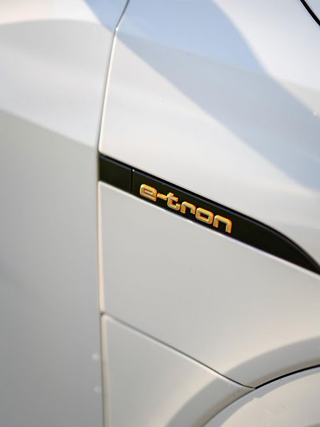 Audi e-tron (2020) /300kW - fotka 15 z 51