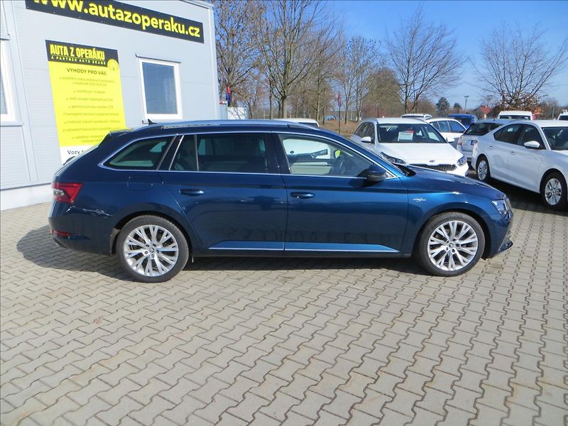 Škoda Superb 2,0 TDI 147kW 4x4 L&K DSG ČR - fotka 12 z 33
