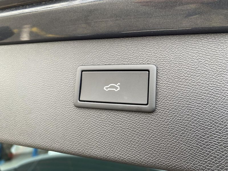 Cupra Formentor 1,5 E-TSI 110 kW DSG - fotka 26 z 26