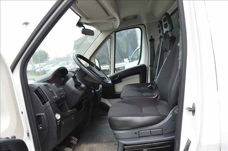 Peugeot Boxer (2017) 2,0 HDI-VALNÍK+PLACHTA - fotka 15 z 20