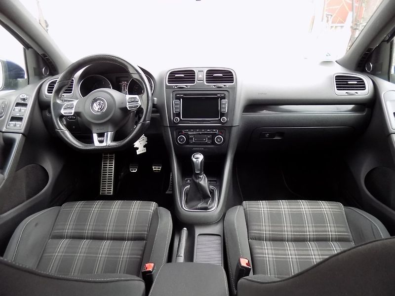 Volkswagen Golf (2012) 2.0 TDI/GTD/2.Maj/Klimatizace/ - fotka 20 z 45
