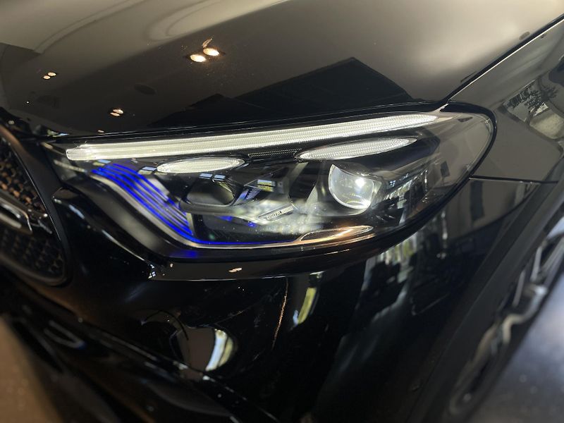 Mercedes-Benz GLC 200d 4Matic - fotka 9 z 35