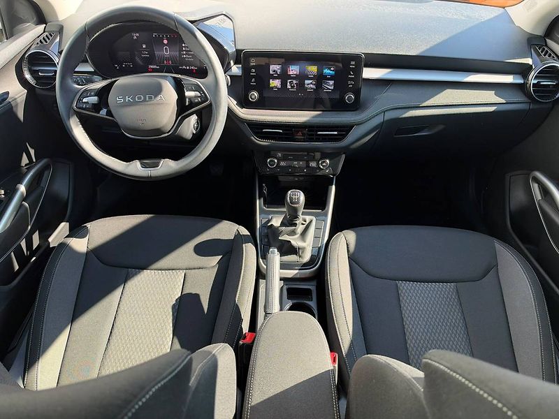 Škoda Fabia Selection 1,0 TSI 70 kW 5° MP - fotka 5 z 31