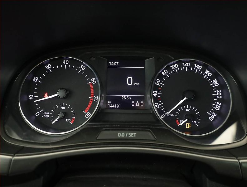 Škoda Fabia (2017) JOY 1.2 TSI, Serv.kniha - fotka 9 z 15