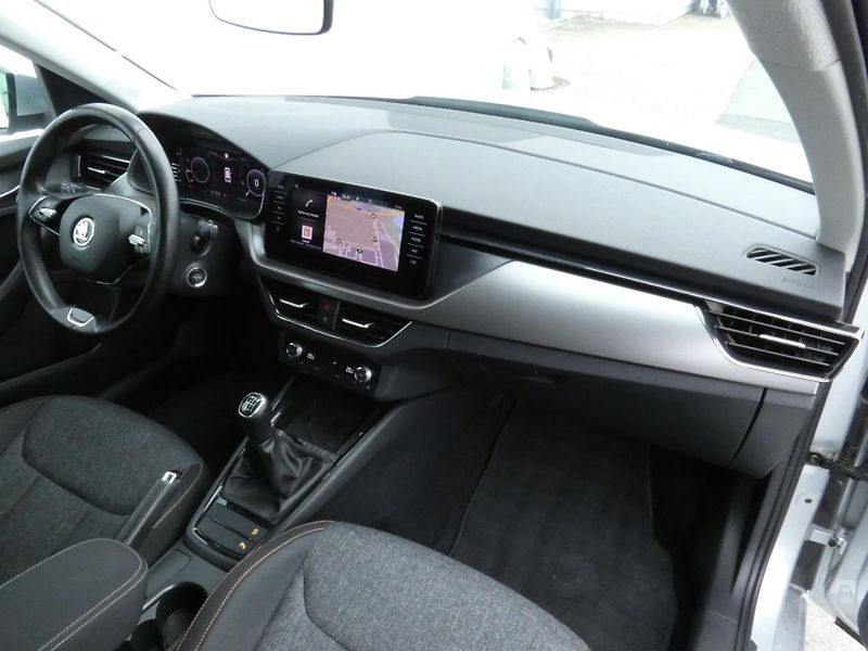 Škoda Kamiq Ambition Clever 1.5 TSI /110 k - fotka 20 z 30