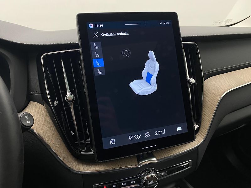 Volvo XC60 T6 AWD RECHARGE BRIGHT ULTRA  - fotka 64 z 67