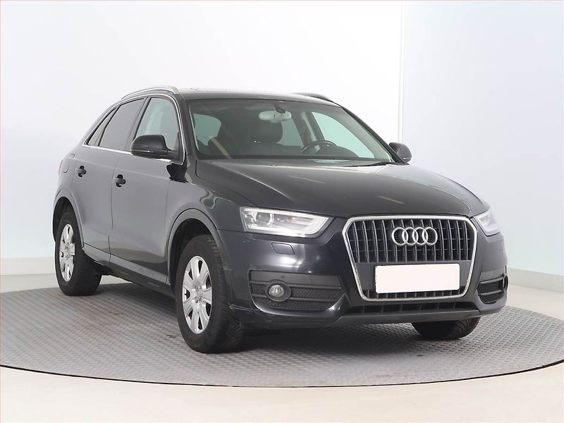 Audi Q3 (2012) 2.0 TDI, Xenony, Tempomat - fotografie inzerátu