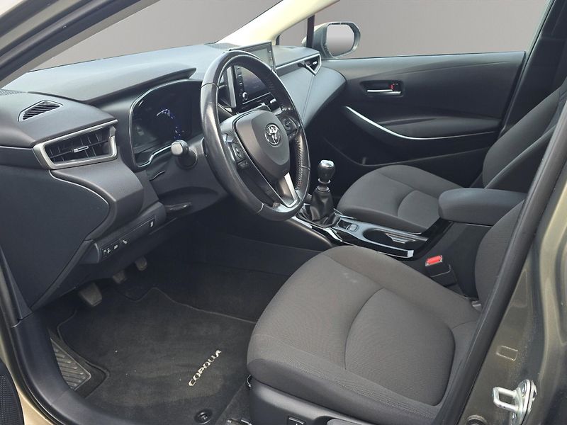 Toyota Corolla (2020) 1.6 VVT-i 97kW, Serv. kniha, z - fotka 22 z 25