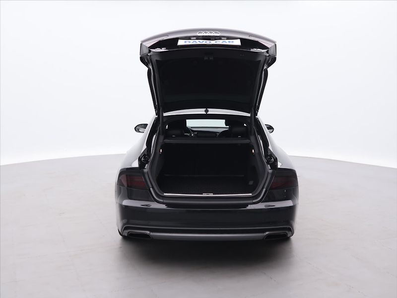 Audi A7 Sportback 3,0 TDI 235kW S-Line - fotka 9 z 35