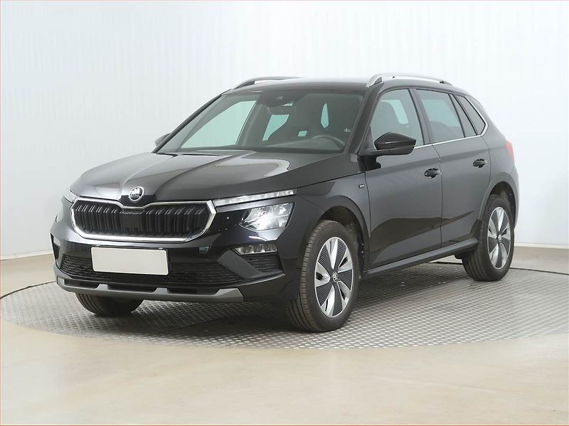Škoda Kamiq (2024) 1.0 TSI, Drive, FullLed - fotka 2 z 15