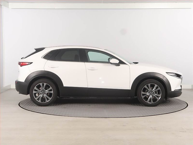 Mazda CX-30 (2021) Skyactiv-X 2.0 - fotka 6 z 18