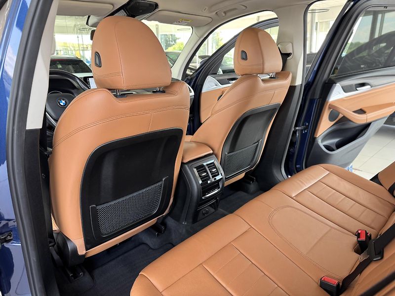 BMW X3 30d xDrive*X-LINE*LED*KeyLess - fotka 17 z 41