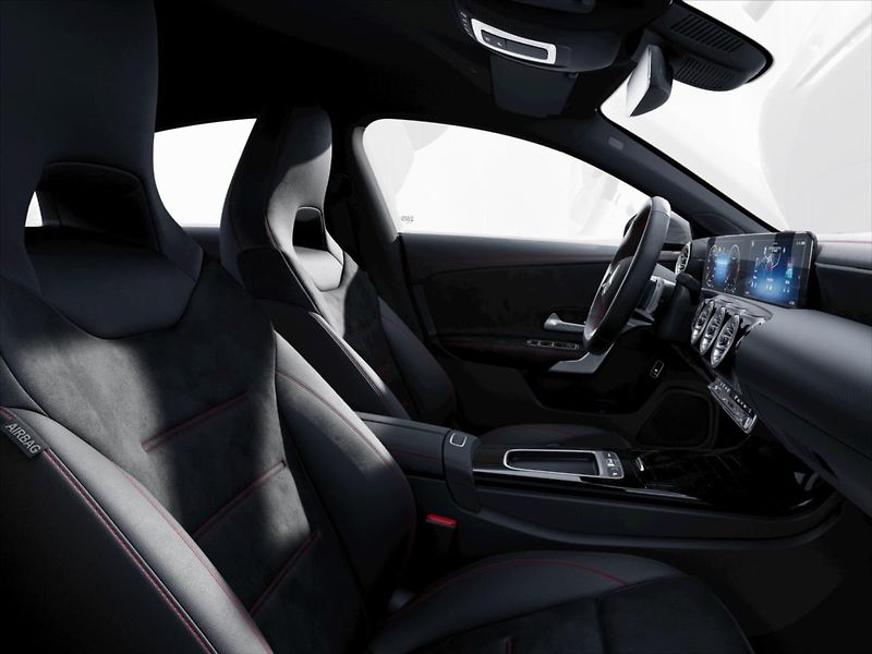Mercedes-Benz CLA (2025) 1,3 200 AMG Style Edition - fotka 7 z 9