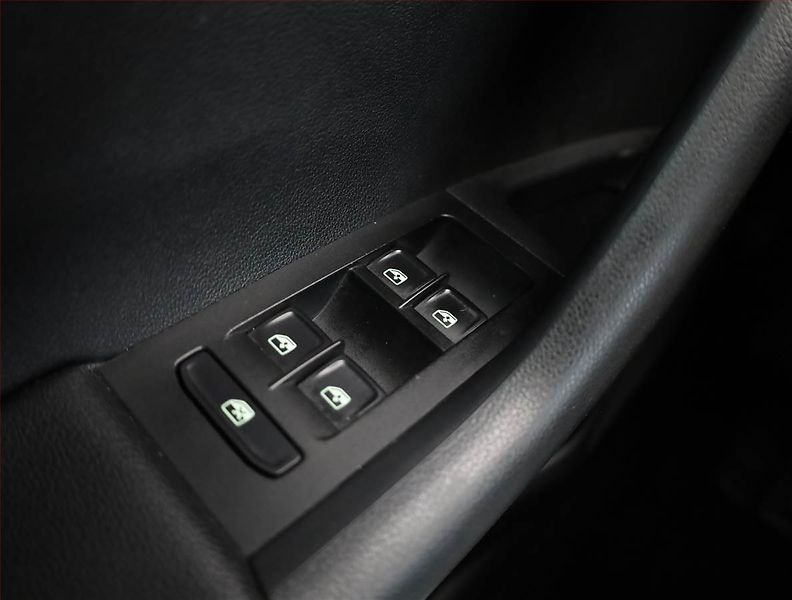 Škoda Octavia (2018) RS 2.0 TDI, Navi, Tempomat - fotka 18 z 21