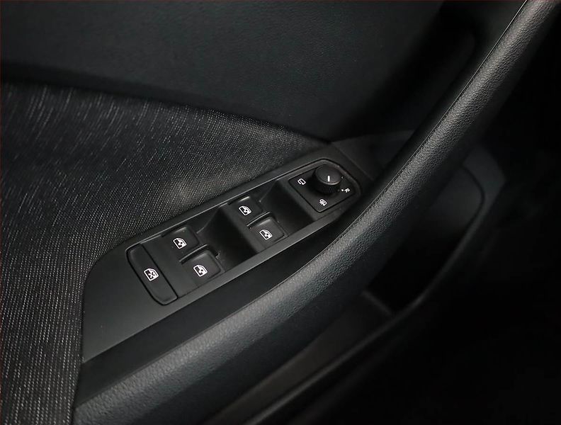 Škoda Kamiq (2021) Style 1.0 TSI, Automat - fotka 12 z 19