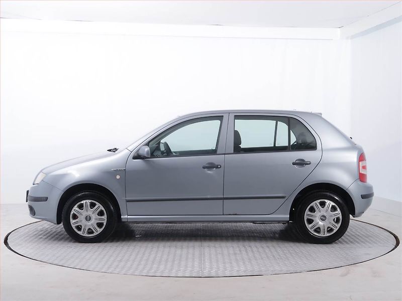 Škoda Fabia (2005) 1.4 16V, nová STK - fotka 3 z 15