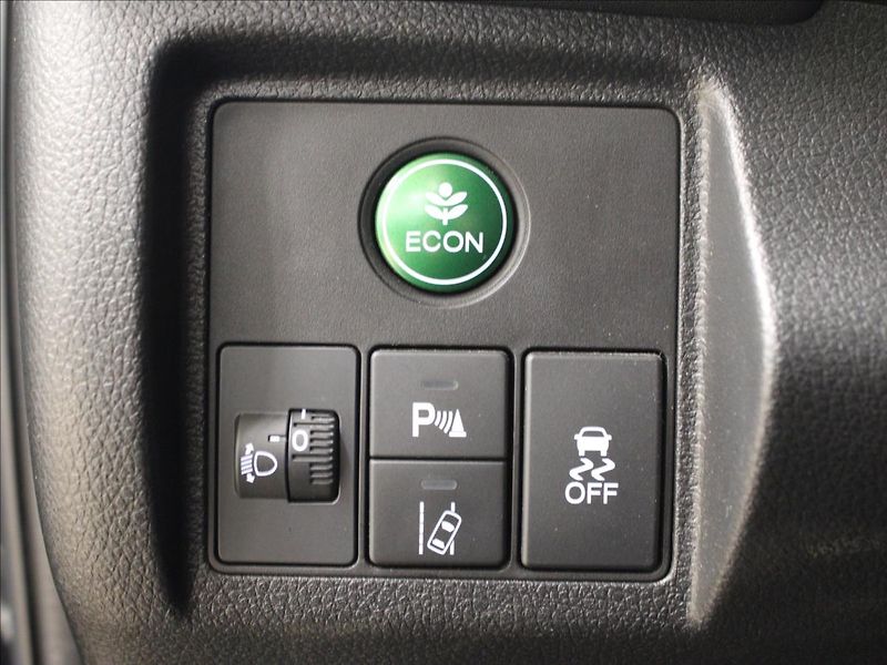 Honda HR-V 1,5 i-VTEC Elegance - fotka 16 z 32