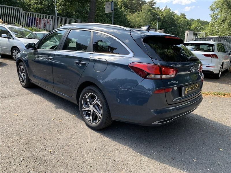 Hyundai i30 1,5 T-GDI AUTOMAT,ČR,1.MAJITEL - fotka 6 z 21