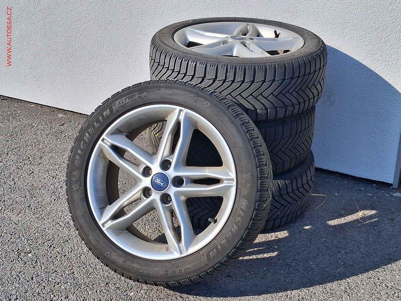 Ford Focus (2018) 2.0 TDCi, Titanium, AT - fotka 20 z 20