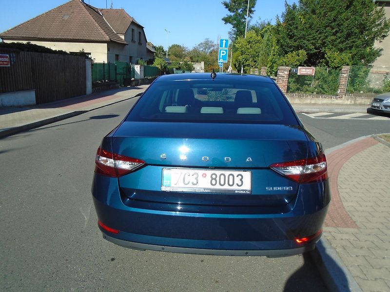 Škoda Superb (2019) 2.0 TDi, ČR - fotka 6 z 26