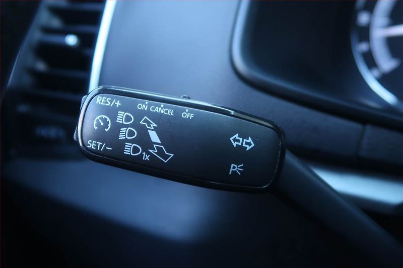 Škoda Karoq (2019) 1.6 TDI, Tempomat - fotka 23 z 25