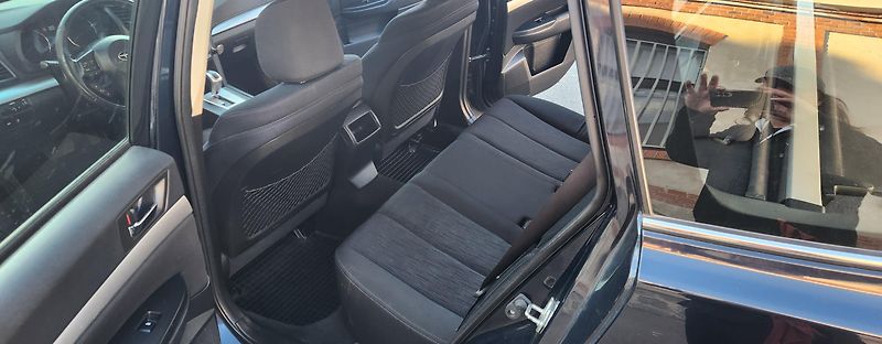 Subaru Outback (2015)  2.0D*BOXER*4x4*AUT*VÝHŘEV*ČR* - fotka 20 z 44
