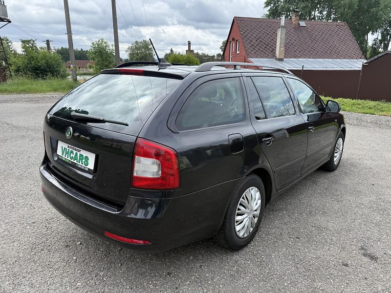 Škoda Octavia 1,6TDI 77kW XENONY - fotka 4 z 20