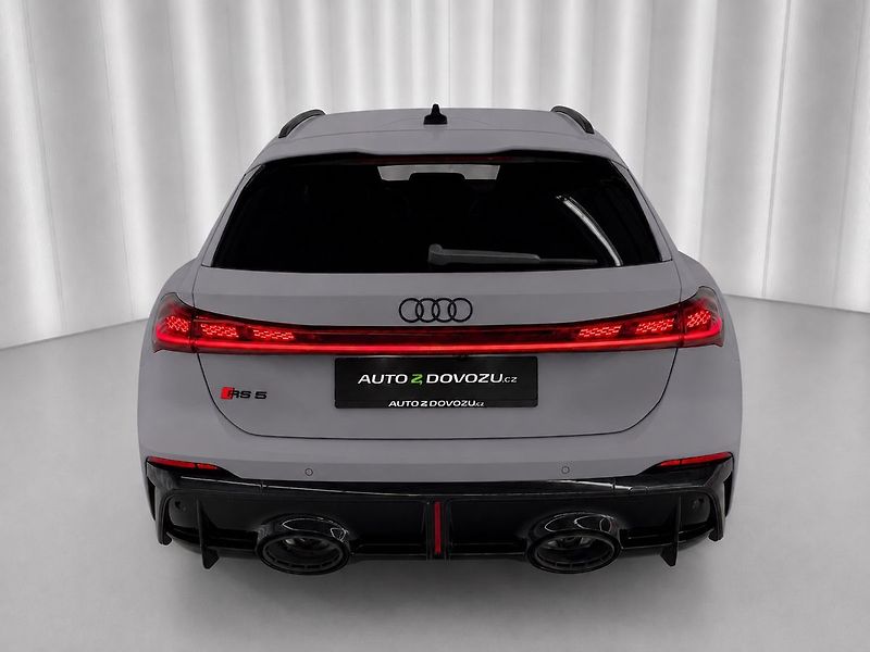 Audi RS 5 AVANT QUATTRO 470 kW, 285 KM/H - fotka 5 z 37