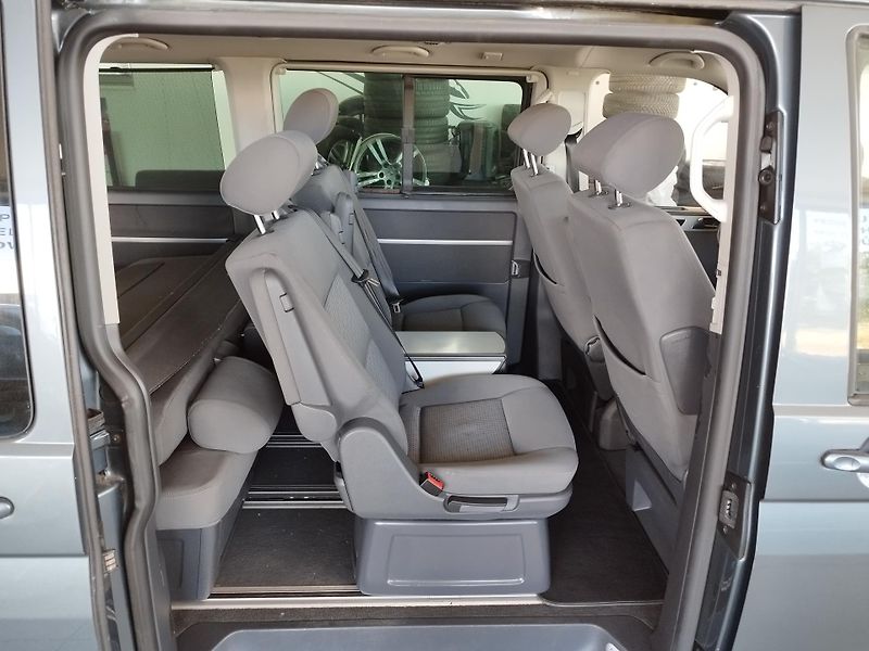 Volkswagen Multivan (2006) TDI,96KW,7MÍST,ALU,TAŽNÝ - fotka 8 z 21