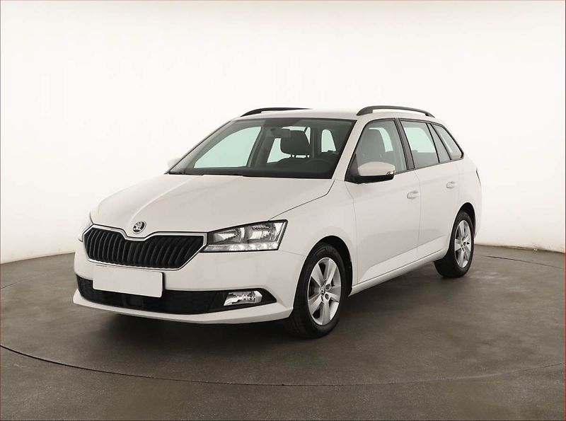 Škoda Fabia (2021) Ambition 1.0 TSI, ČR,1.maj - fotka 2 z 17