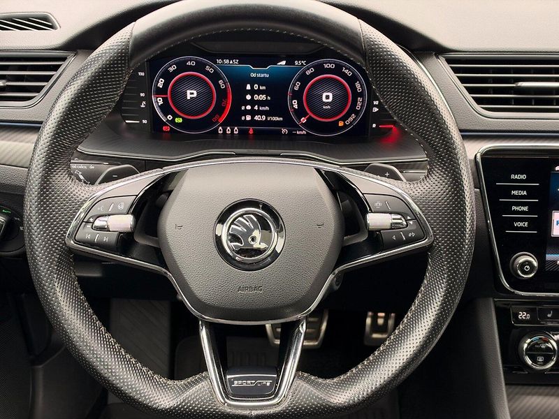 Škoda Superb (2021) Sportline 2.0 TSI 4x4 DSG - fotka 16 z 39