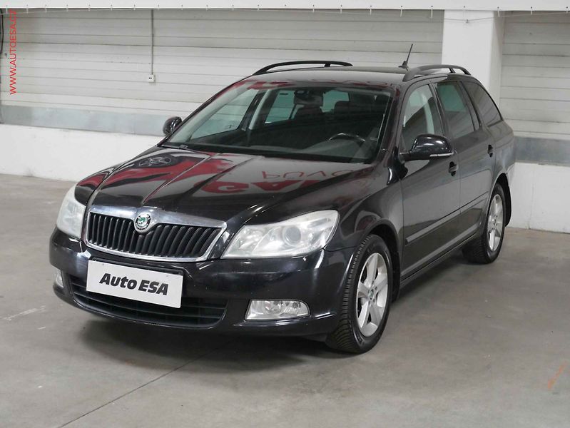 Škoda Octavia (2011) 1.6 TDi, STK5/28 - fotka 3 z 22