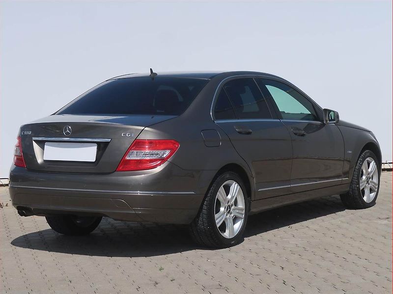 Mercedes-Benz Třídy C (2010) C 180, Automat, Xenony - fotka 5 z 17