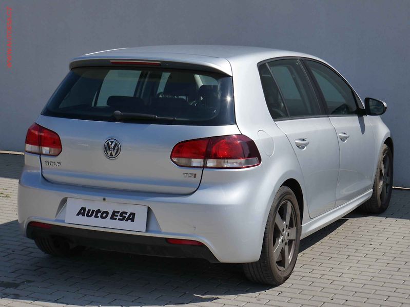 Volkswagen Golf (2012) 1.4 TSI Sport, AC, el. výbava - fotka 4 z 16