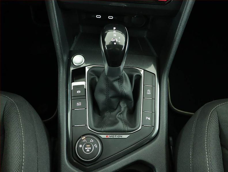 Volkswagen Tiguan Allspace (2022) 2.0 TDI - fotka 13 z 19