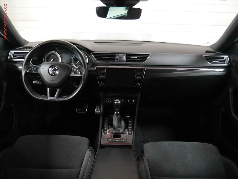 Škoda Superb (2017) 2.0TDi 4x4, Ambition, DSG - fotka 8 z 23
