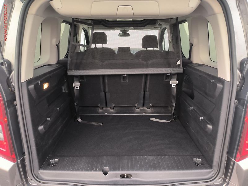 Opel Combo (2019) 1.5CDTi, Life, navi, panor - fotka 7 z 25
