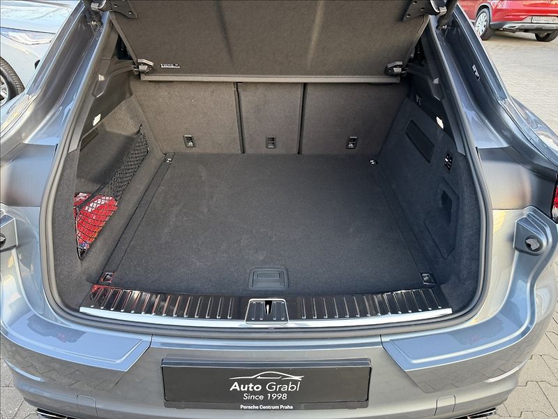 Porsche Cayenne E3 II Coupe Black Edition - fotka 35 z 37