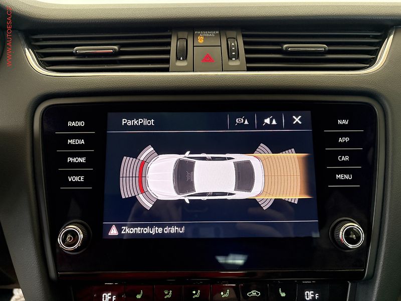 Škoda Octavia (2018) 1.6TDI, ČR, DSG - fotka 14 z 16