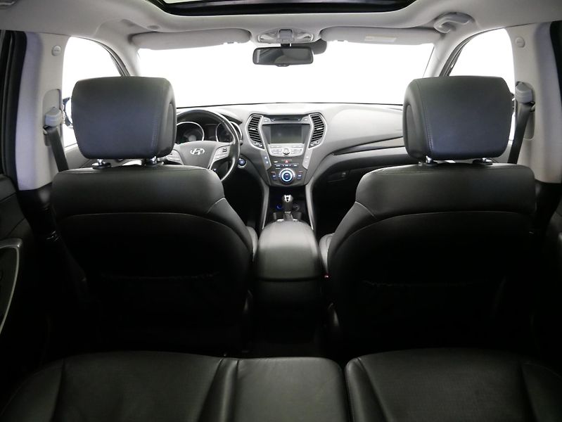 Hyundai Santa Fe - fotka 25 z 27